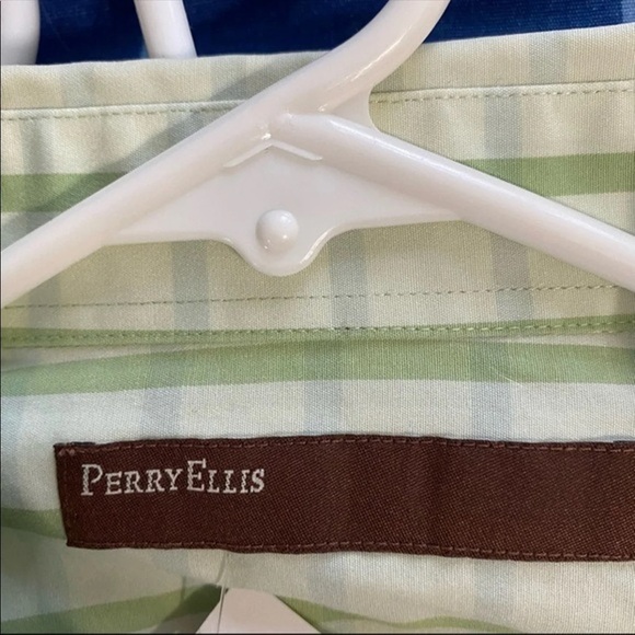 Perry Ellis Pastel Green Plaid Button Up Dress Shirt - Picture 3 of 4